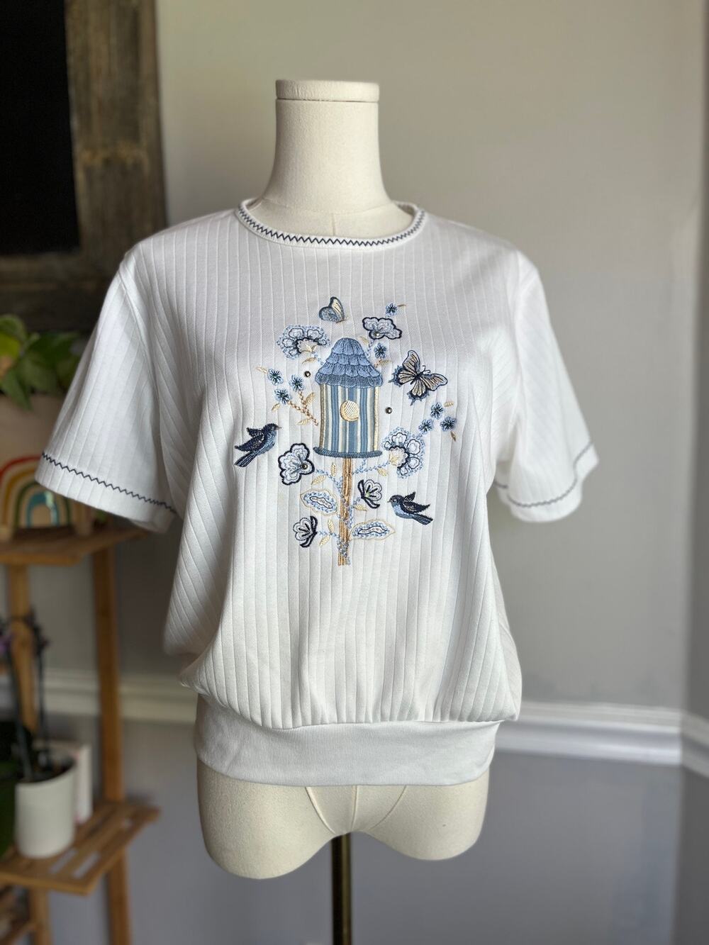 Vintage 90s Bird Embroidered Blouse Oversized Blue White Size Medium